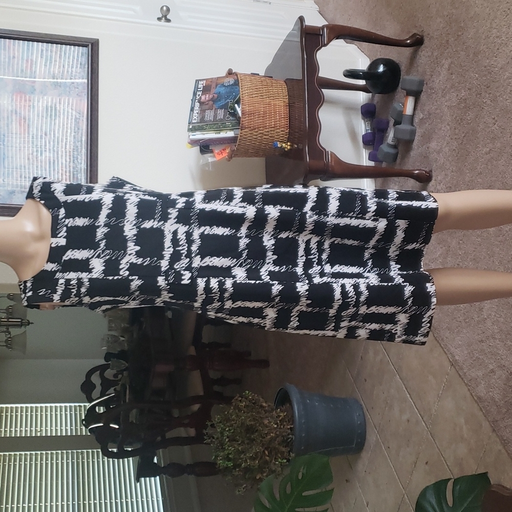 80's Mod Print M Scribble Squares Scoopneck Pencil - image 1